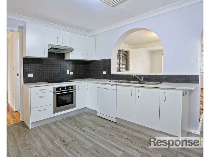 35  Chaplin Crescent, Quakers Hill NSW 2763