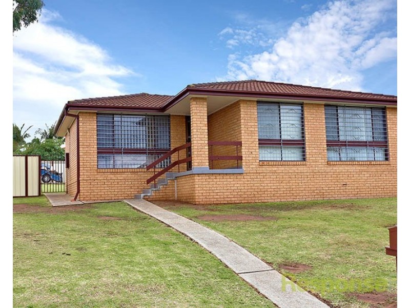 120 Hoyle Drive, Dean Park NSW 2761