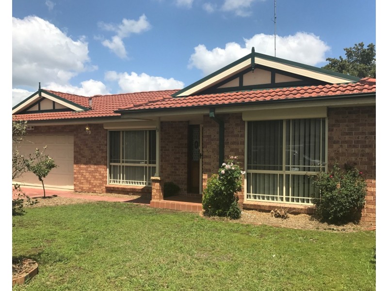 13 Farmer Close, Glenwood NSW 2768