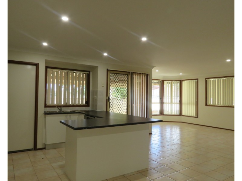 13 Farmer Close, Glenwood NSW 2768