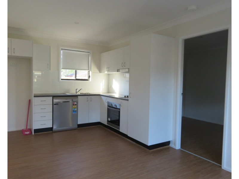 11a Malone Crescent, Dean Park NSW 2761