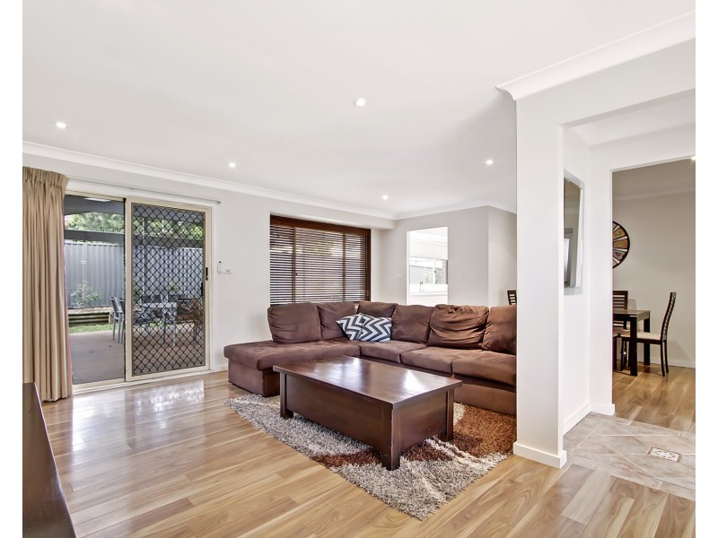 54 Summerfield Avenue, Quakers Hill NSW 2763