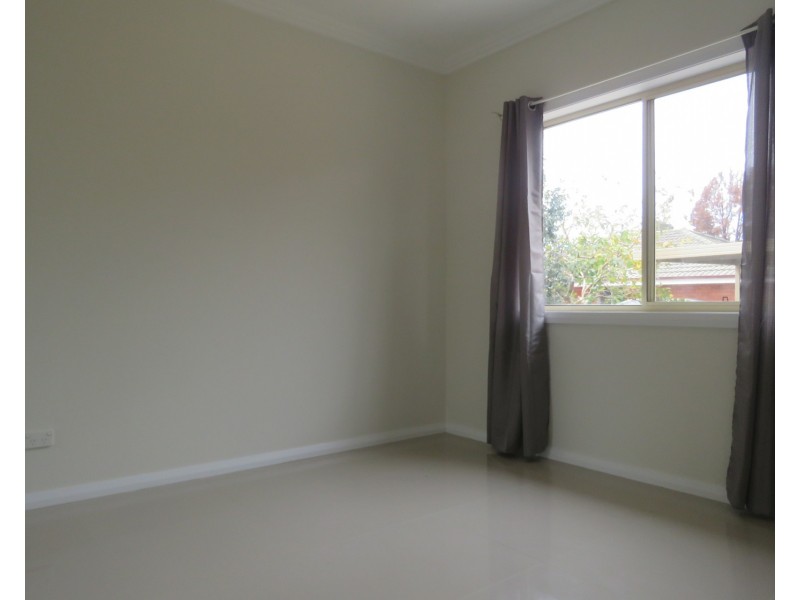 8a Boston Place, Toongabbie NSW 2146