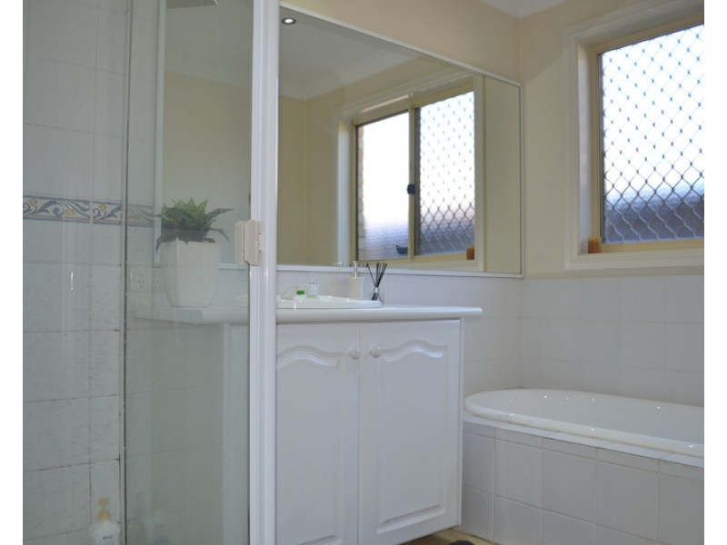 28 Callabona Avenue, Woodcroft NSW 2767