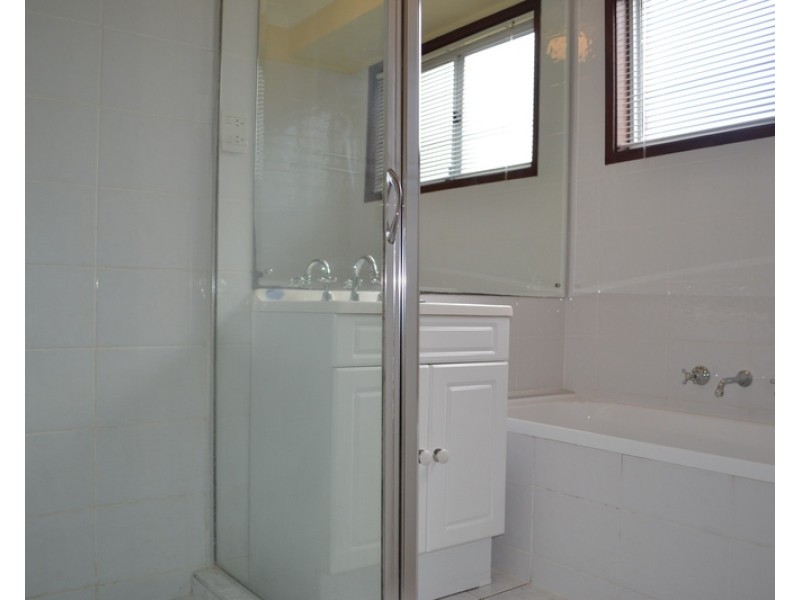 133 Cowper Circle, Quakers Hill NSW 2763