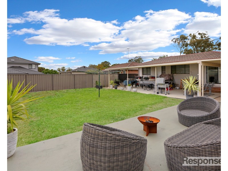 92  Tallagandra Drive, Quakers Hill NSW 2763