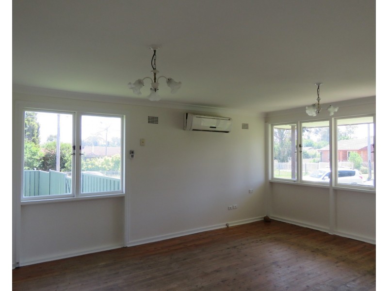 23 Riddel Crescent, Blackett NSW 2770