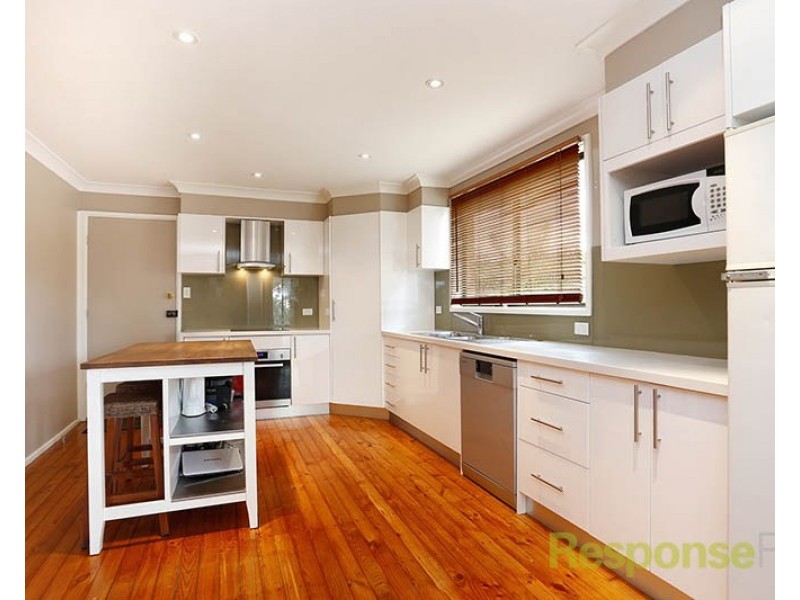 10 Sycamore Crescent, Quakers Hill NSW 2763