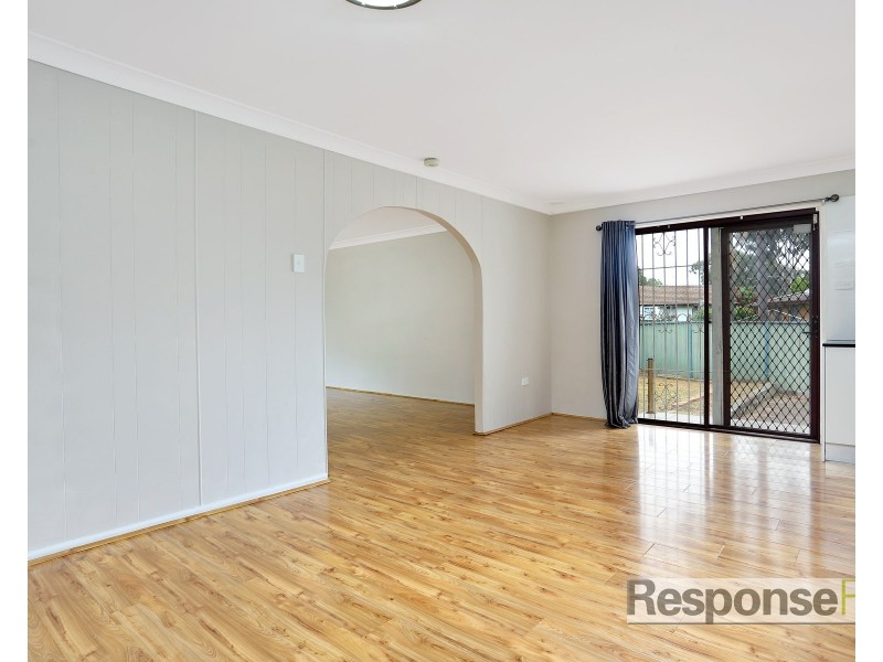 8  Reeve Crescent, Doonside NSW 2767