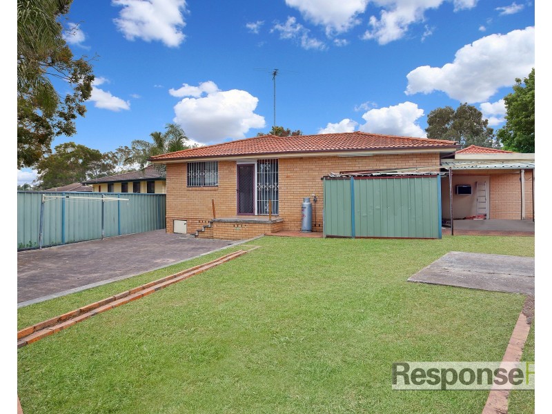 8  Reeve Crescent, Doonside NSW 2767