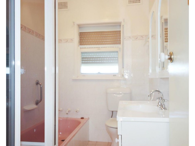 6 Allambi Street, Colyton NSW 2760