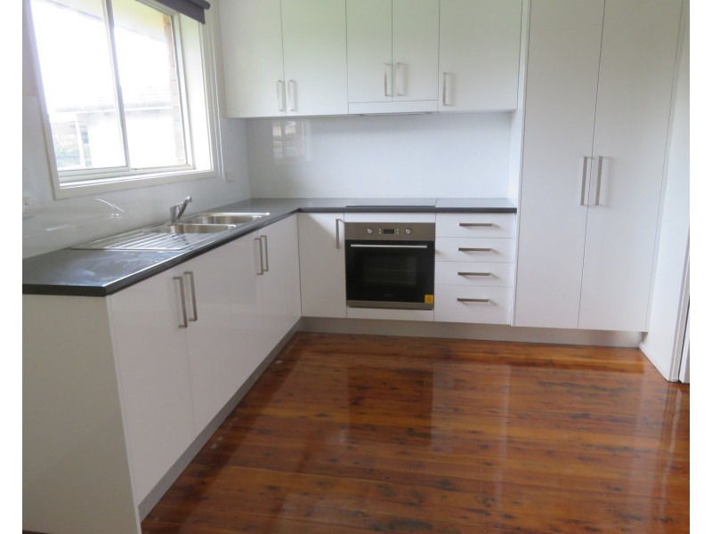 90 Tallagandra Drive, Quakers Hill NSW 2763