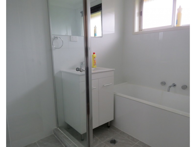 90 Tallagandra Drive, Quakers Hill NSW 2763