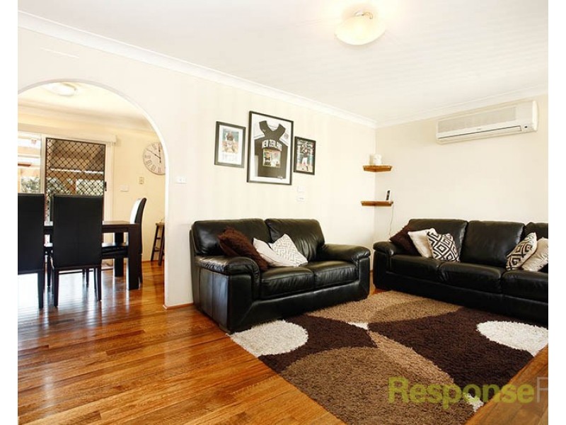 137 Pye Road, Quakers Hill NSW 2763
