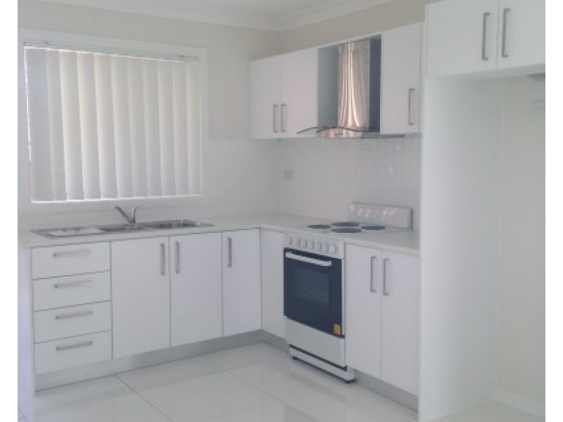 32a Shakespeare Circuit, St Clair NSW 2759