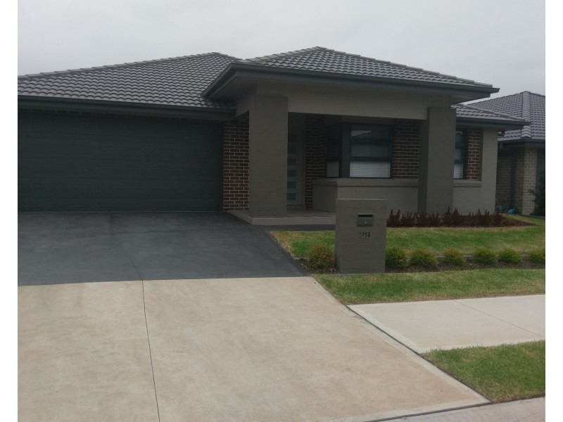 29 Fernlea Crescent, Marsden Park NSW 2765