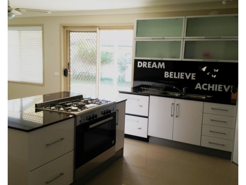 30 Ponytail Drive, Stanhope Gardens NSW 2768