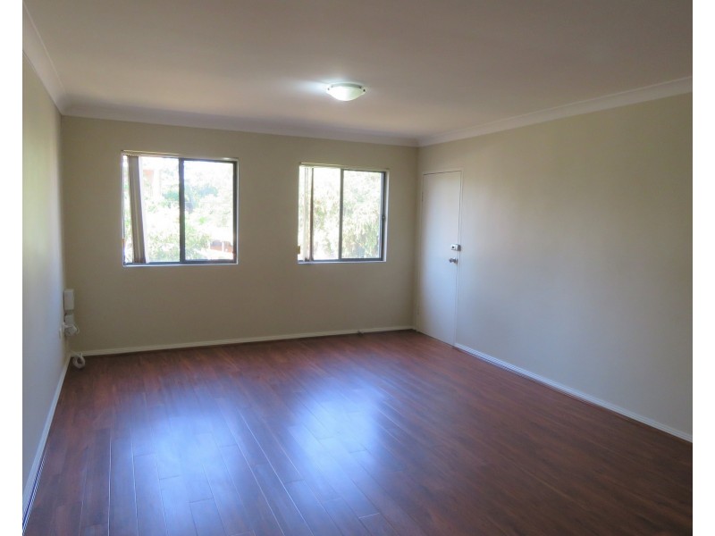 42/5-9 Fourth Avenue, Blacktown NSW 2148