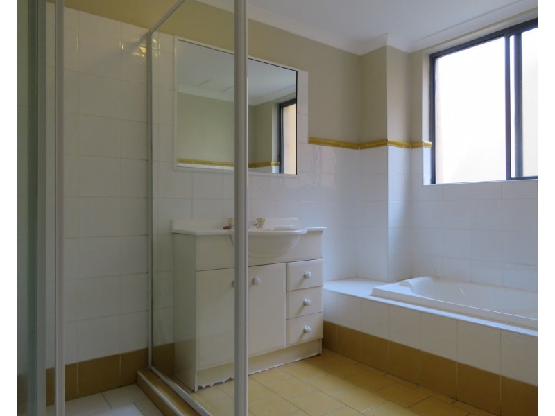 42/5-9 Fourth Avenue, Blacktown NSW 2148