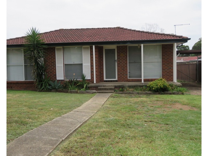 77 Narcissus Avenue, Quakers Hill NSW 2763