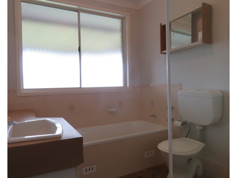 77 Narcissus Avenue, Quakers Hill NSW 2763