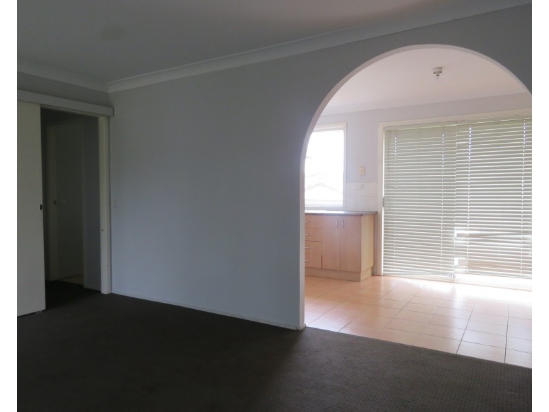 77 Narcissus Avenue, Quakers Hill NSW 2763