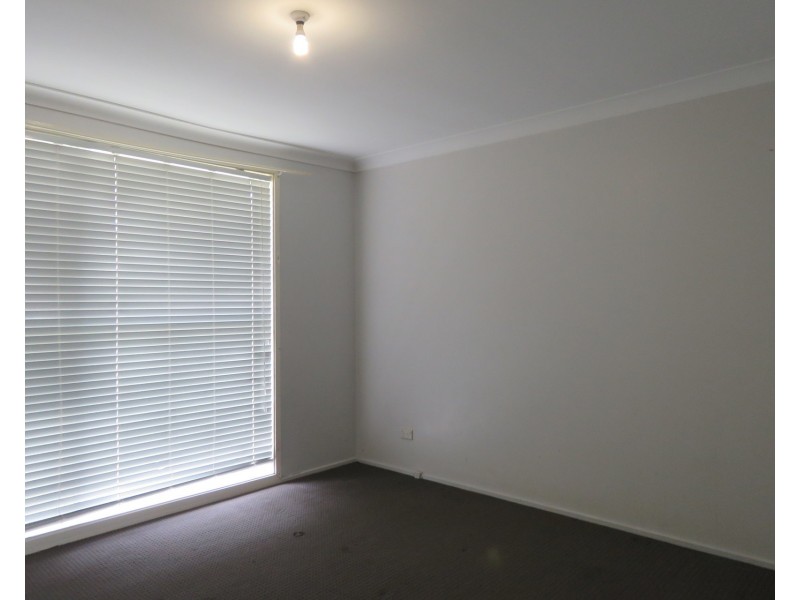 77 Narcissus Avenue, Quakers Hill NSW 2763