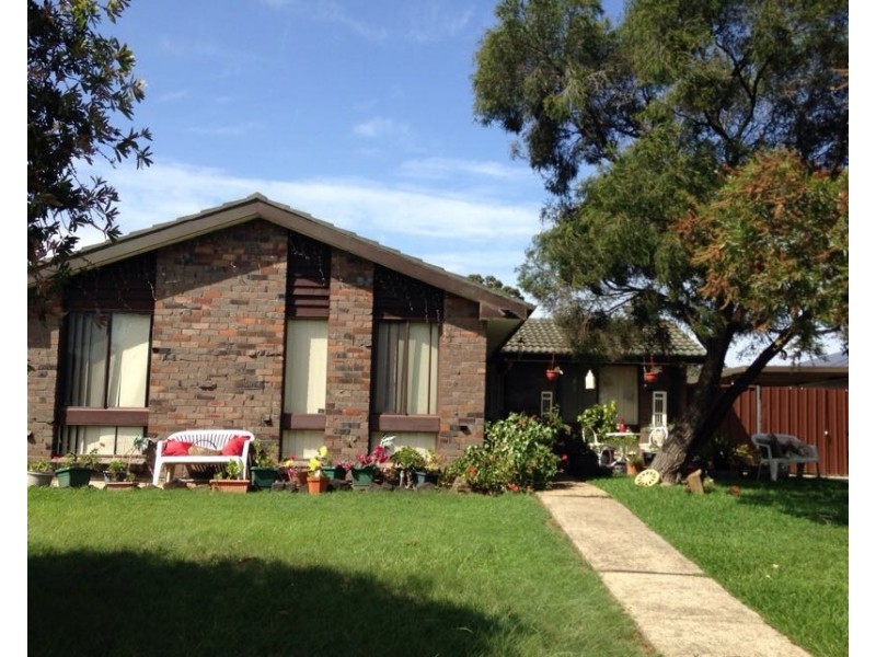 137 Quakers Road, Quakers Hill NSW 2763