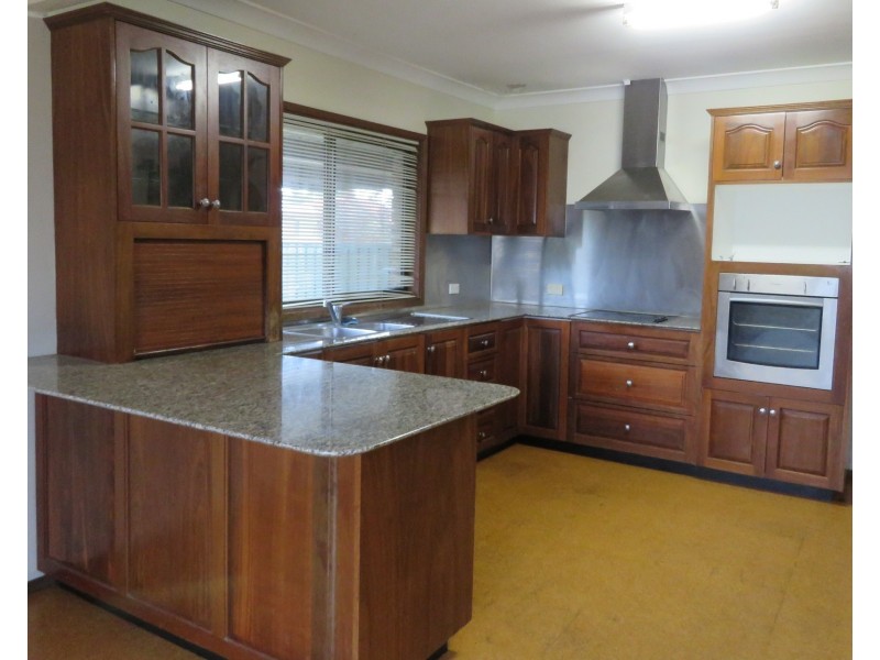 2 Mallory Street, Dean Park NSW 2761