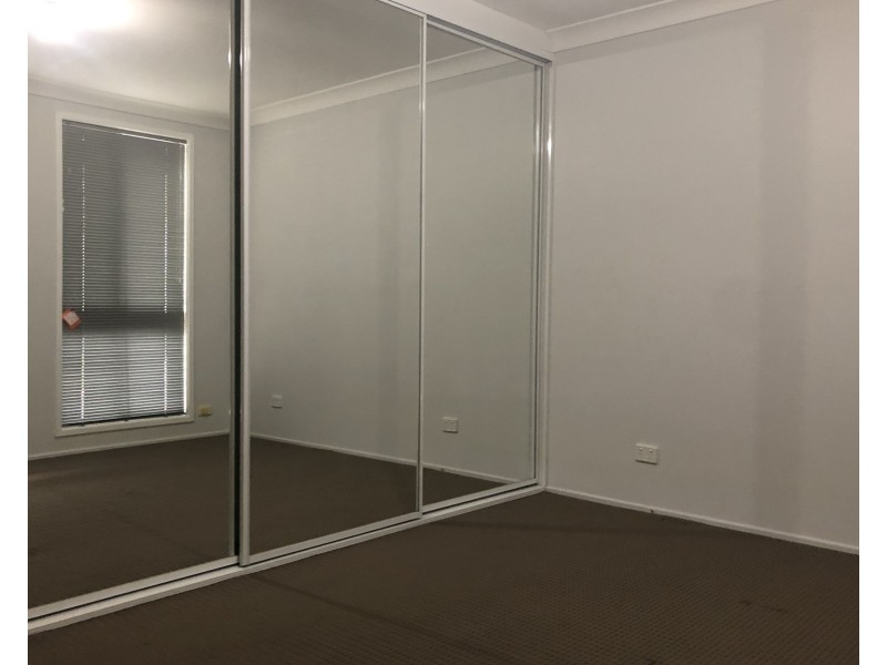 7 Raupach Street, Dean Park NSW 2761