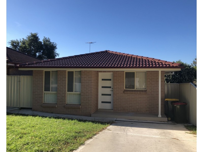 5a Wigmore Grove, Glendenning NSW 2761