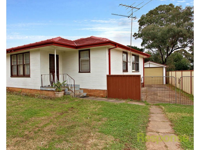 8 Rosalind Road, Marayong NSW 2148