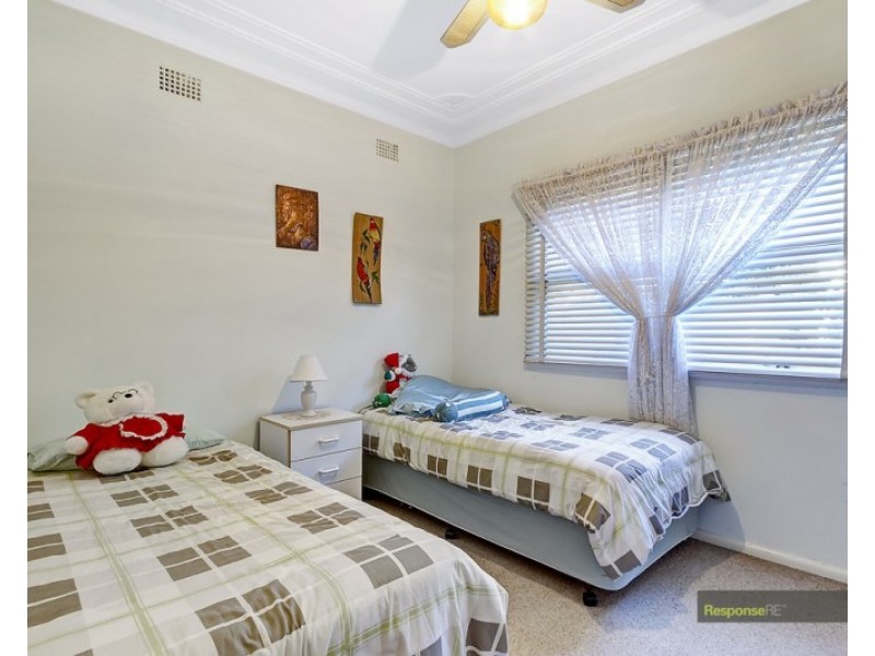 15 Nada Street, Old Toongabbie NSW 2146