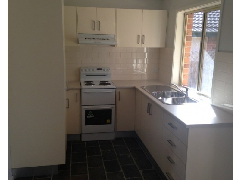 2/16 Raupach Street, Dean Park NSW 2761