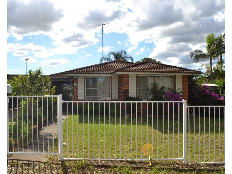37 Kenyon Crescent, Doonside NSW 2767