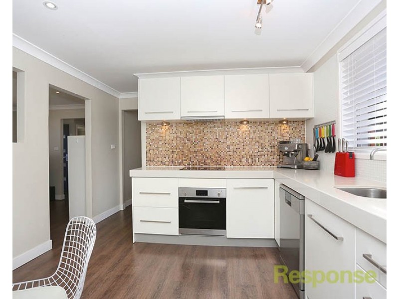 10 Armstrong Place, Dean Park NSW 2761