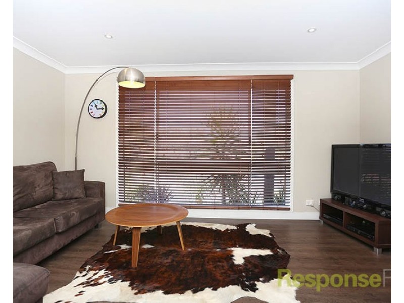 10 Armstrong Place, Dean Park NSW 2761