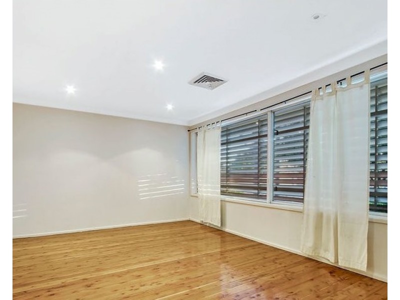 4 Kareela Avenue, Penrith NSW 2750