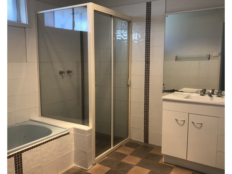 4 Kareela Avenue, Penrith NSW 2750