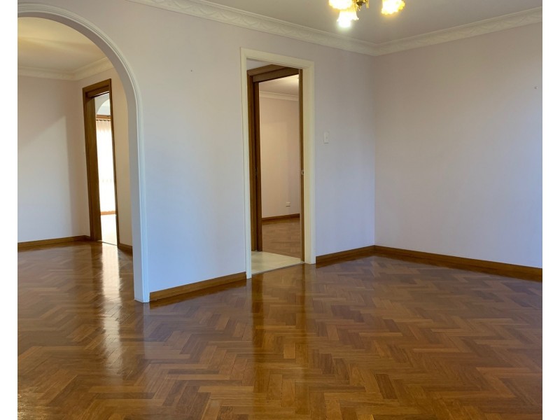 18 Batavia Place, Baulkham Hills NSW 2153