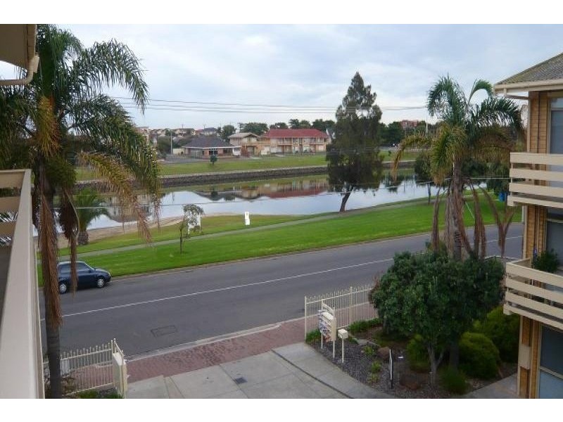 17/50 Adelphi Crescent, Glenelg North SA 5045