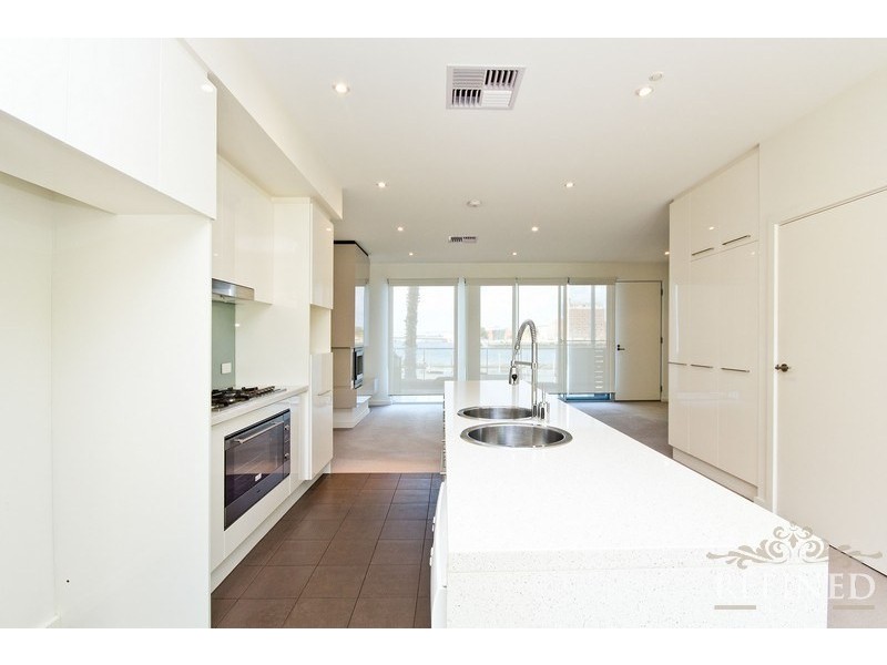 19 Karka Cove, New Port SA 5015