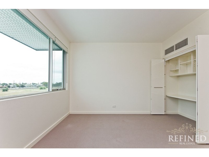 19 Karka Cove, New Port SA 5015