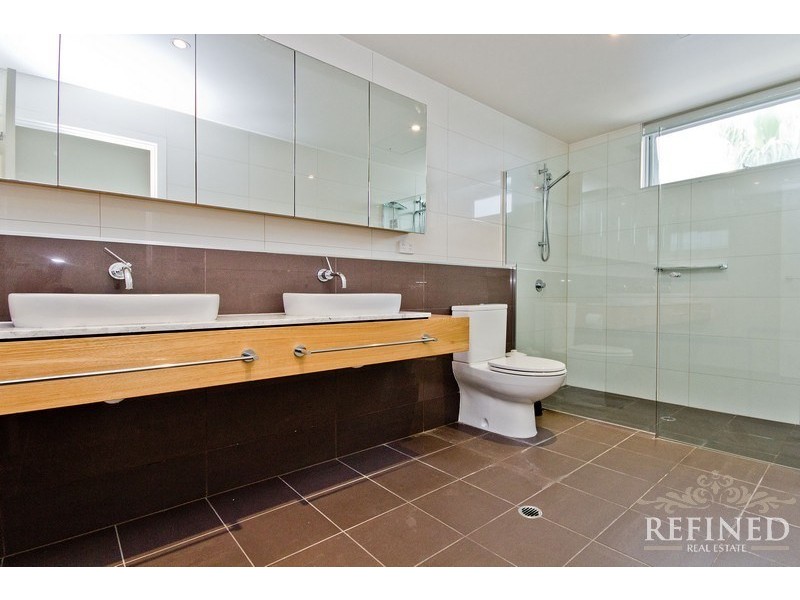 19 Karka Cove, New Port SA 5015