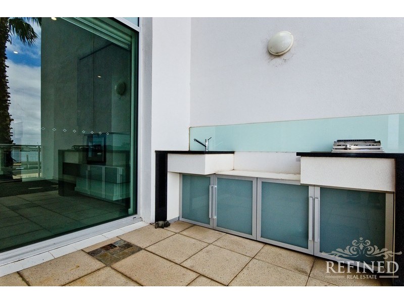 19 Karka Cove, New Port SA 5015