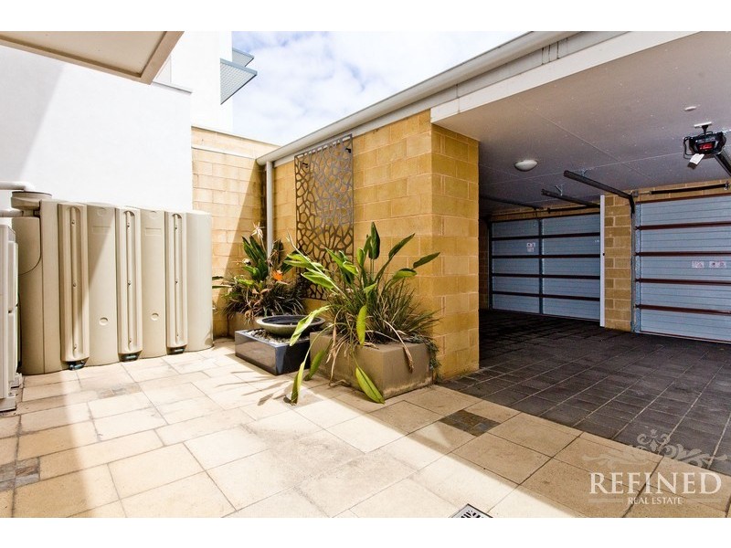 19 Karka Cove, New Port SA 5015