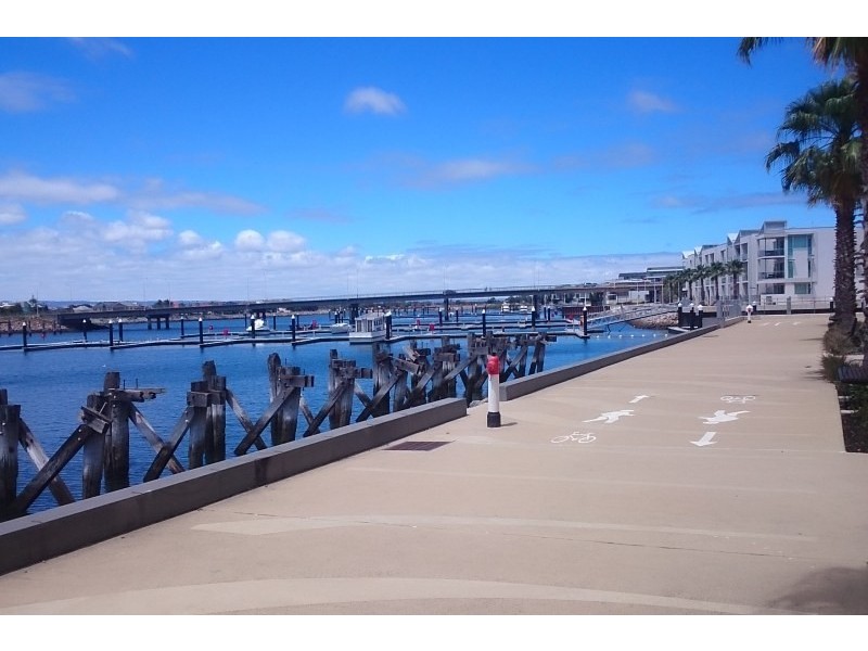 19 Karka Cove, New Port SA 5015