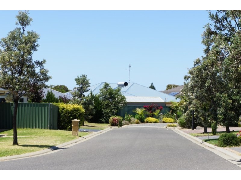 5 Robb Street, Encounter Bay SA 5211