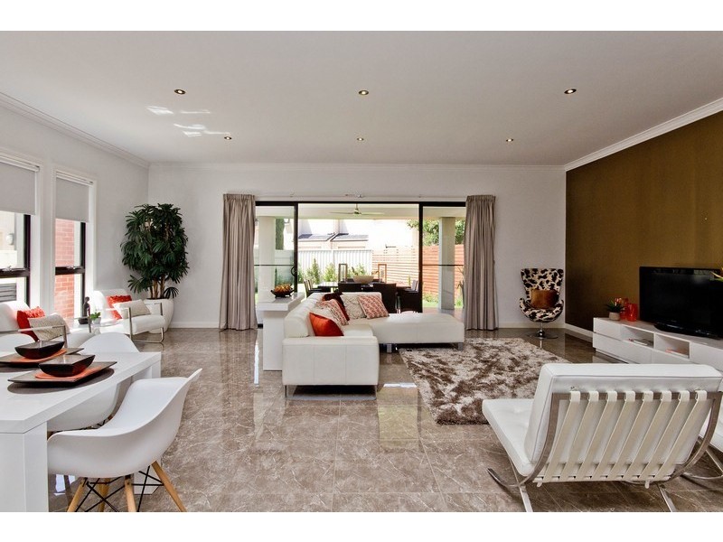 1 Kelmscott Street, Oaklands Park SA 5046
