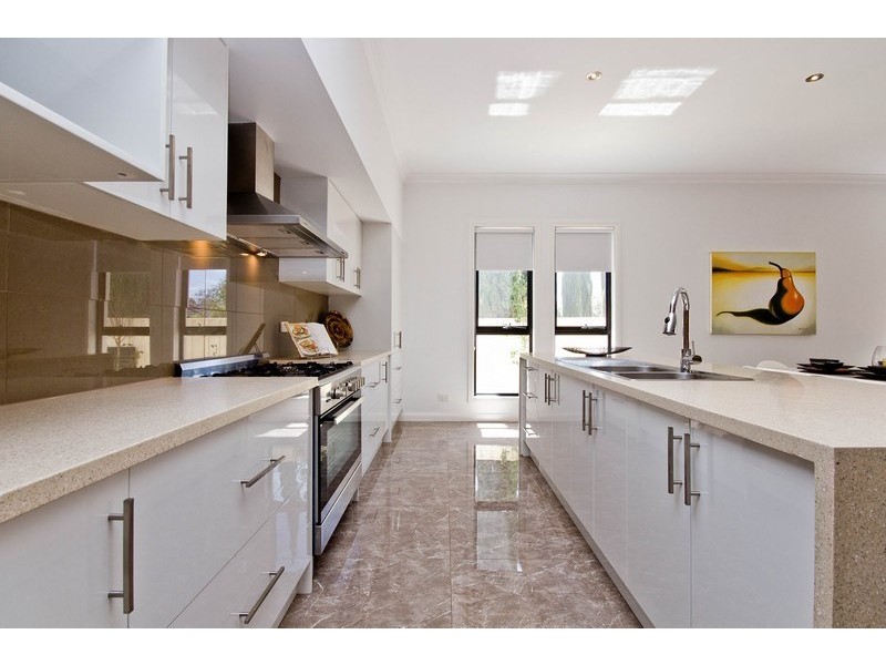 1 Kelmscott Street, Oaklands Park SA 5046